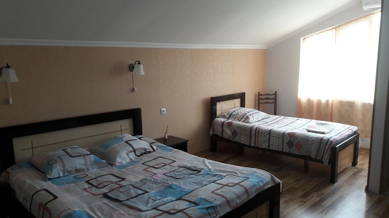 Martvili Newhotel Exterior photo